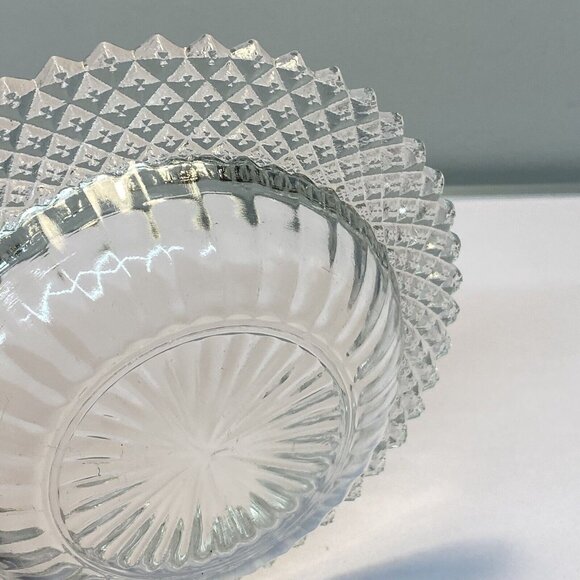 Anchor Hocking Miss America Clear Glass Bowl With Diamond & Starburst Pattern - Picture 4 of 8